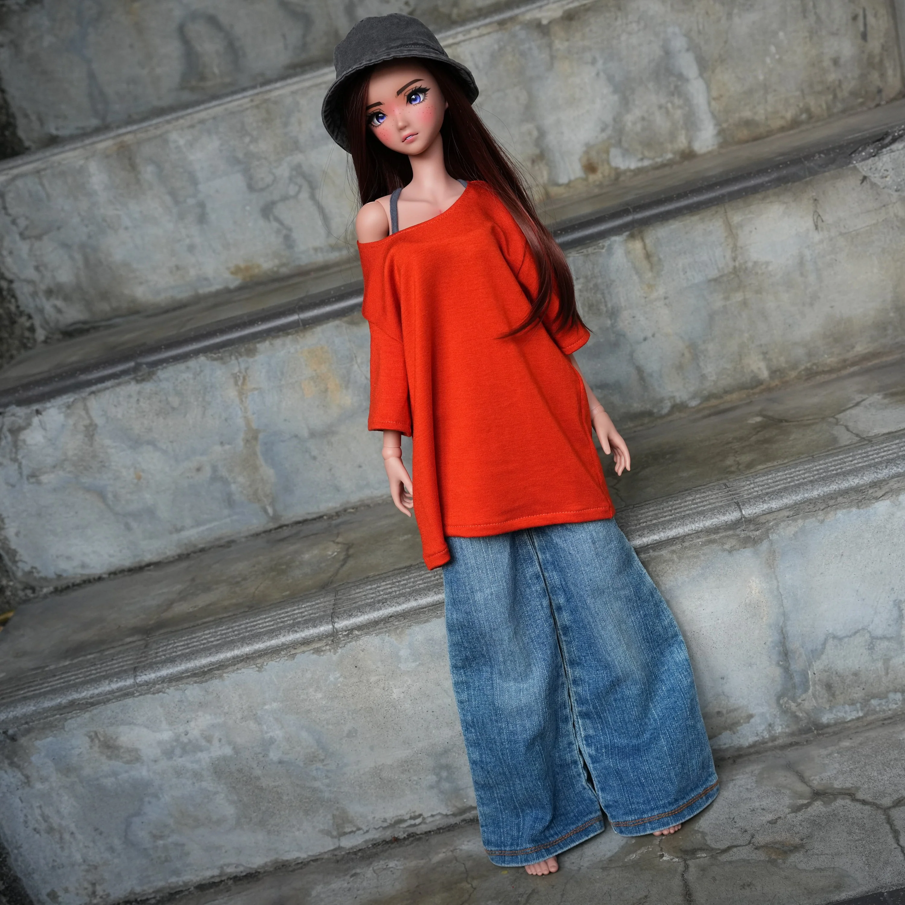 Oversized T-shirt (Red) - Image 3