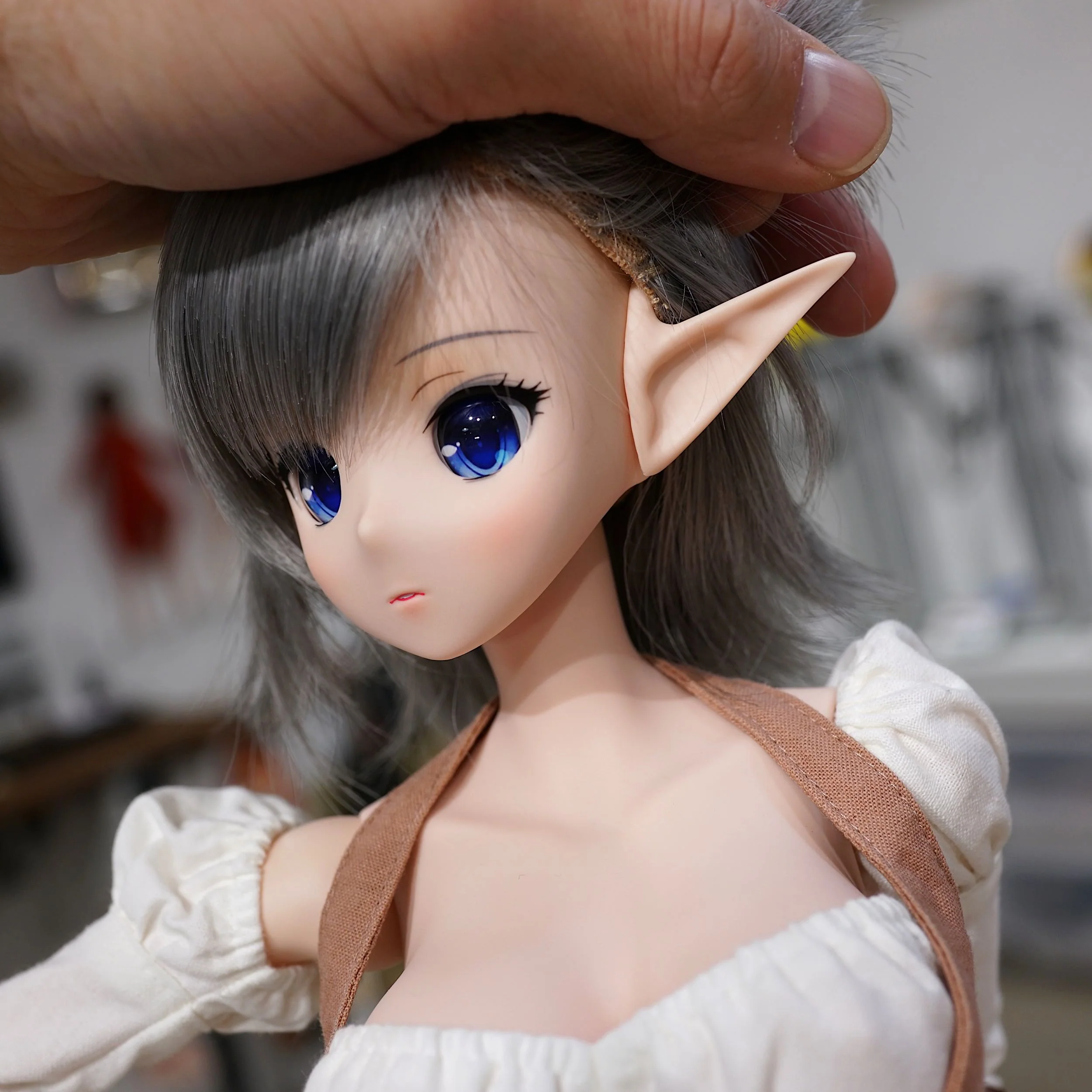 Difficult-to-attach Elf Ears (Milk) - Image 4