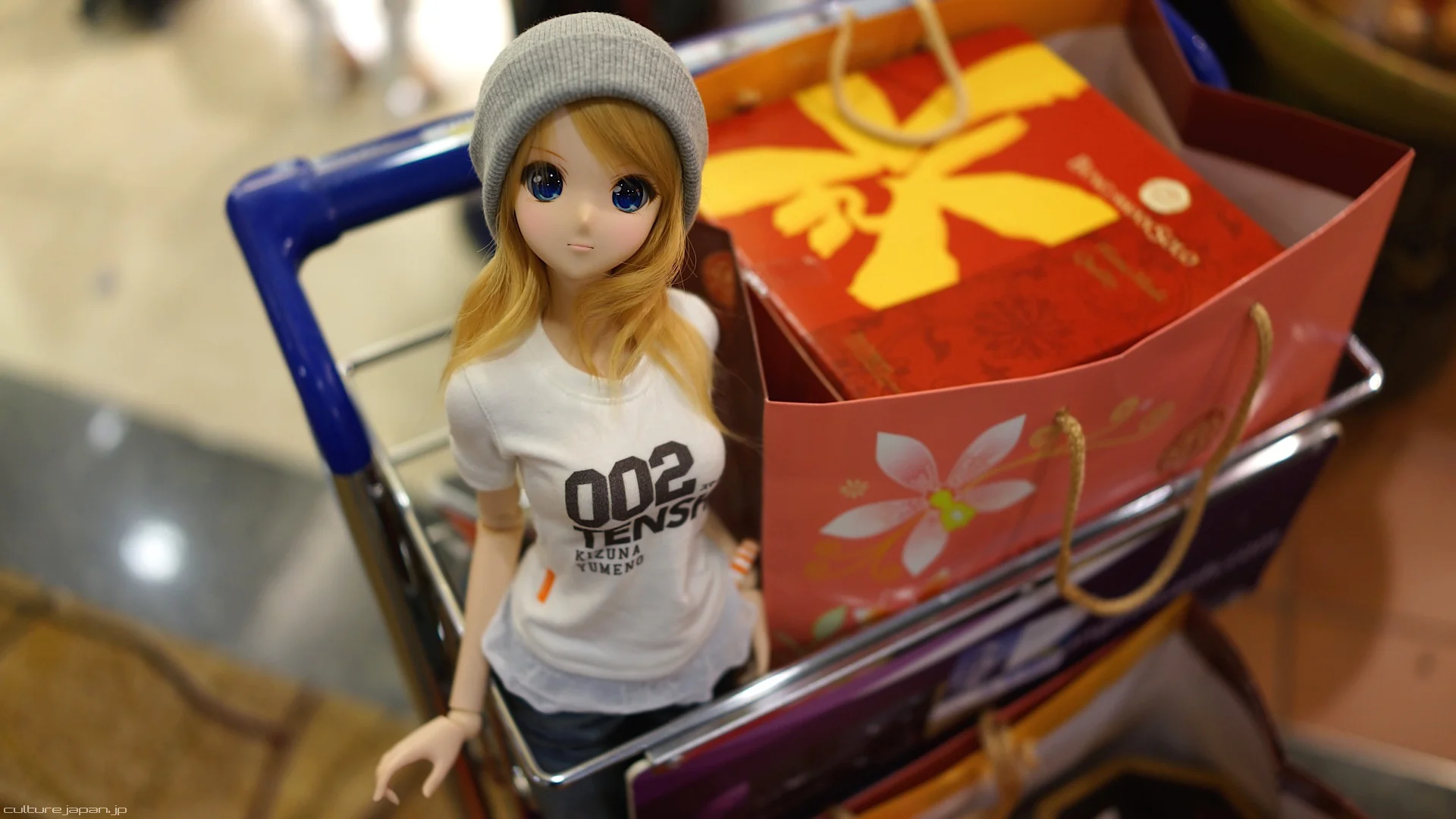 Frill T-shirt (Kizuna) - Image 8