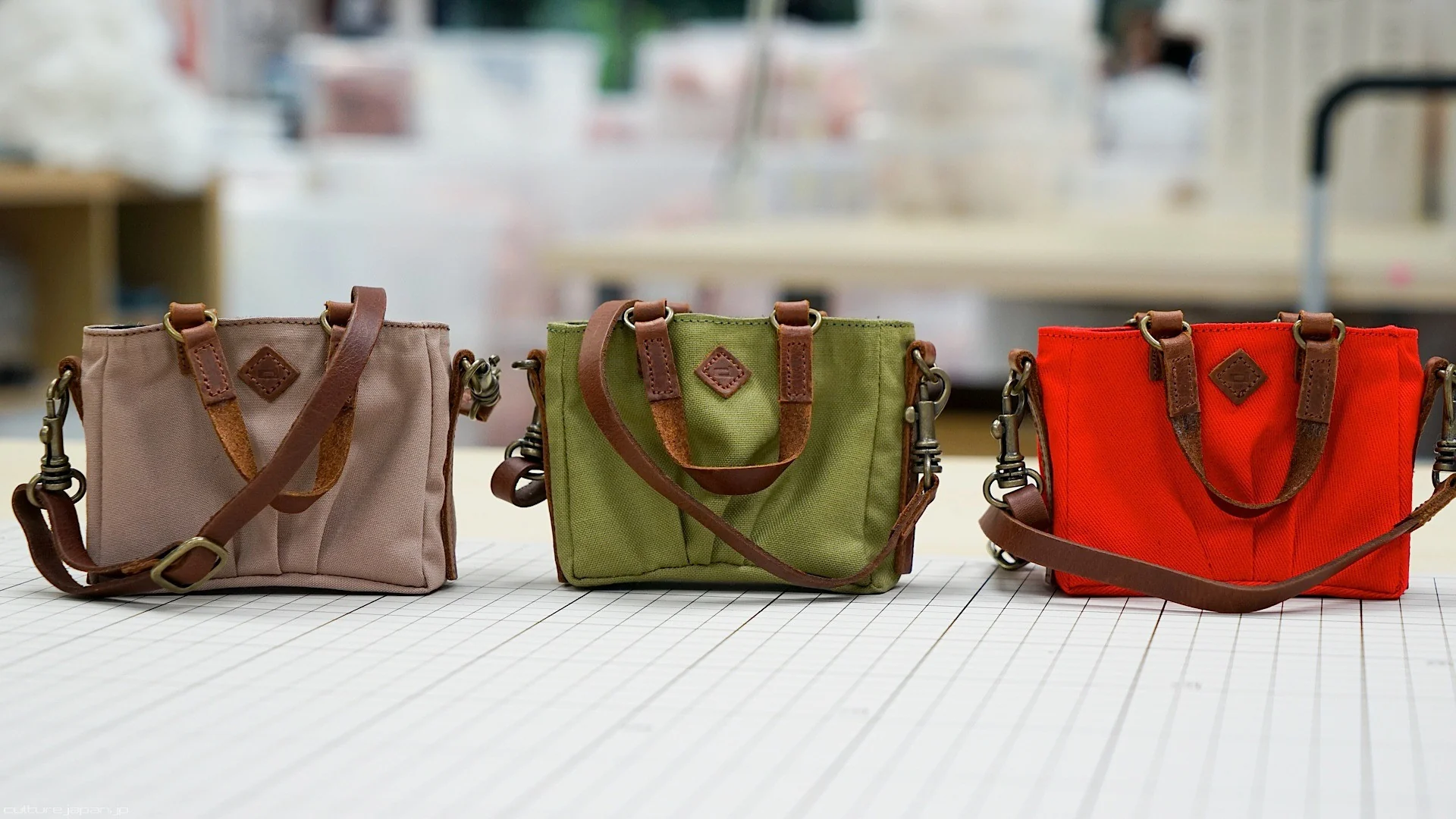 Satchel Bag (beige) - Image 12