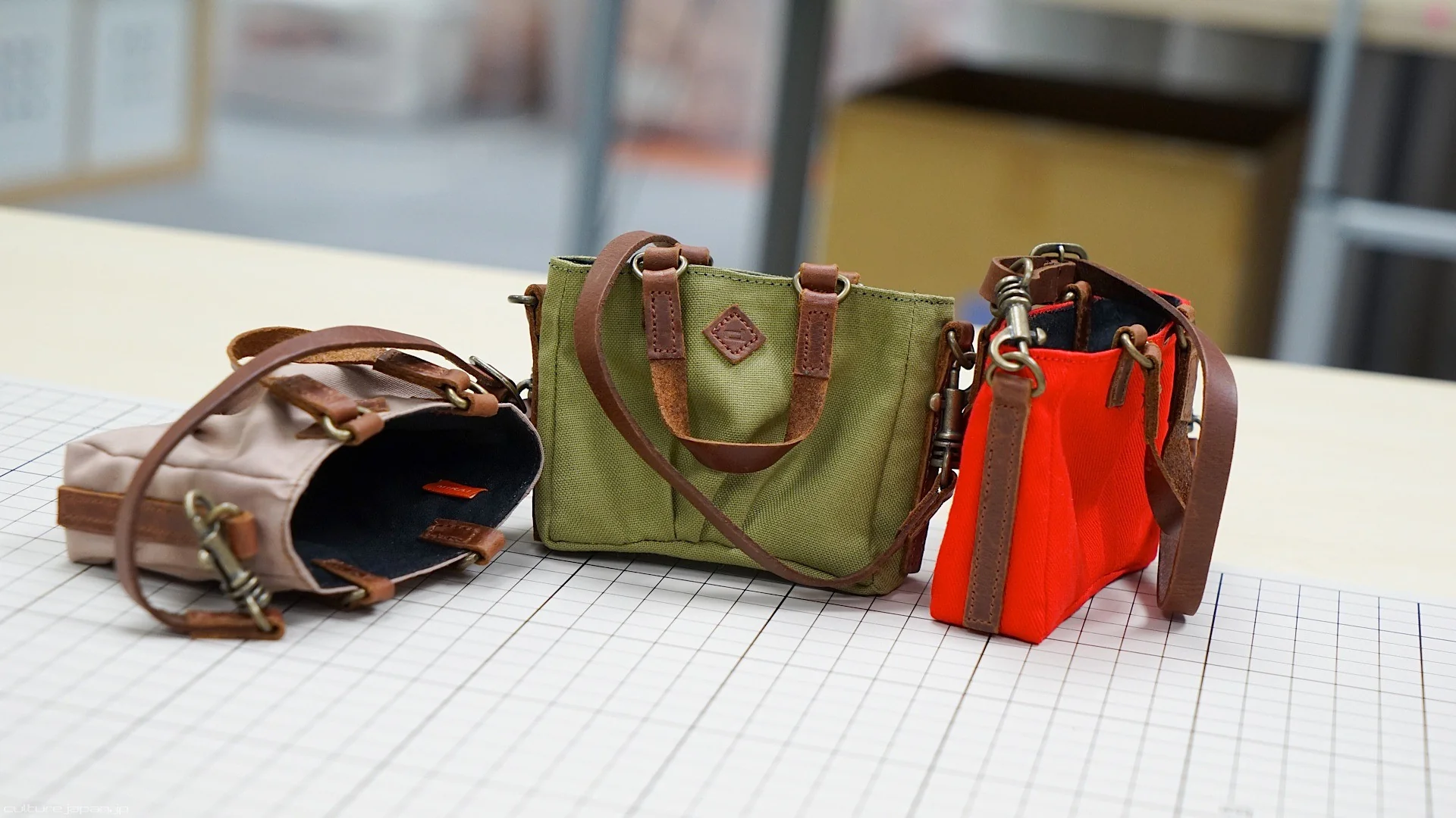 Satchel Bag (beige) - Image 13