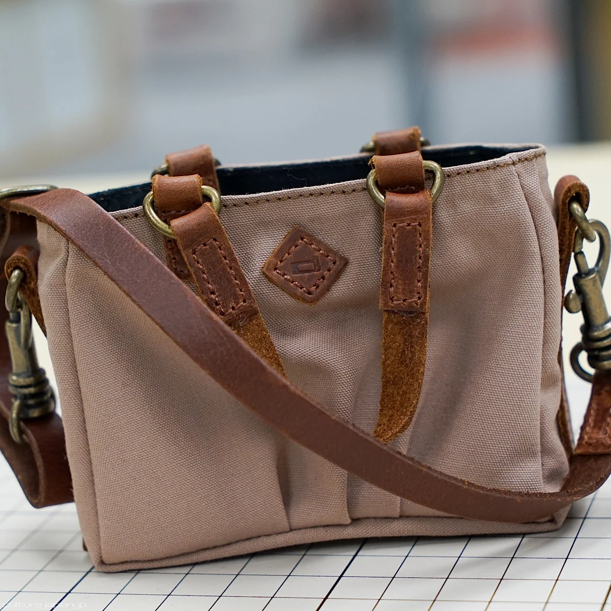 Satchel Bag (beige) - Image 8