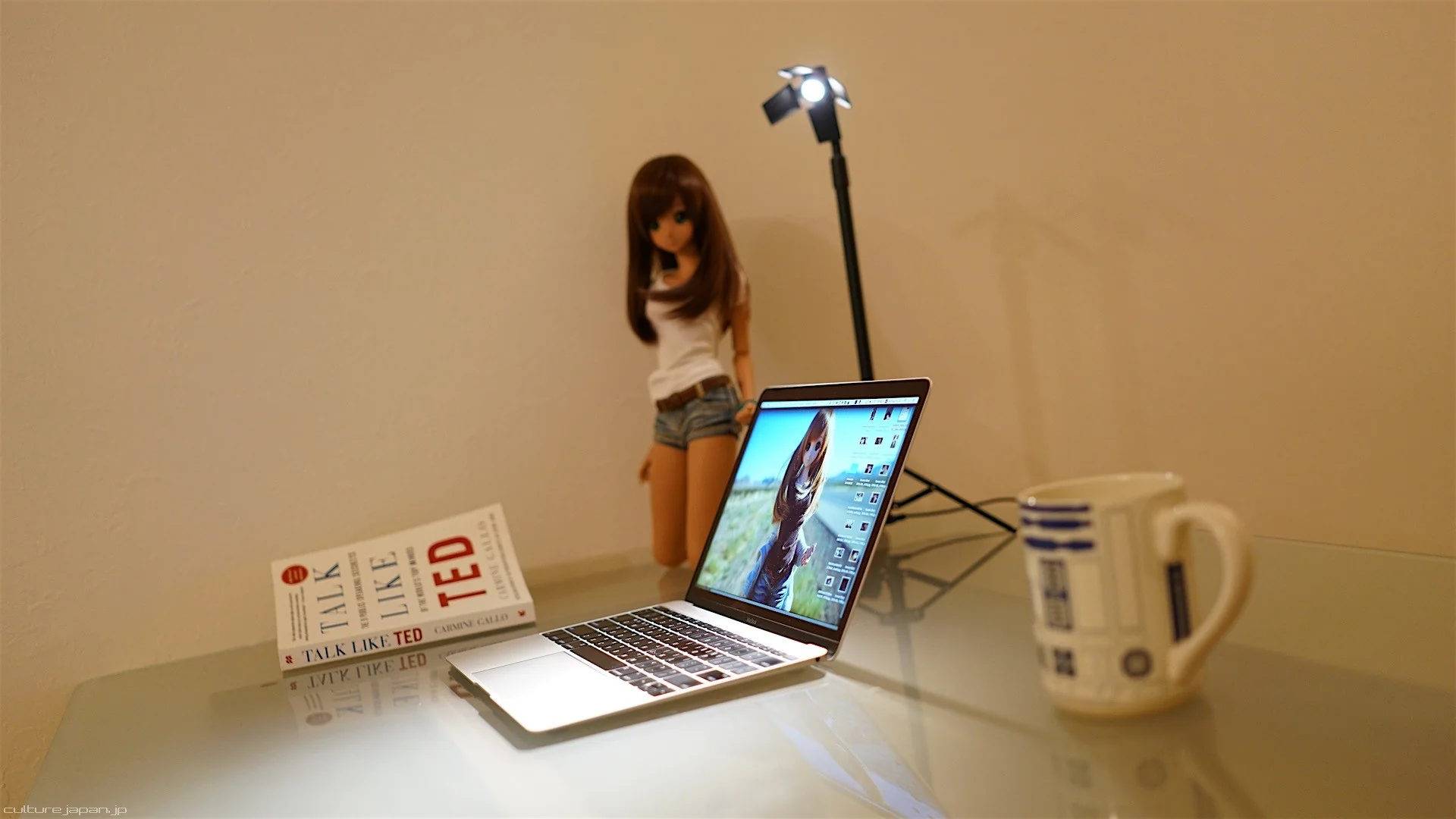 Smart Studio Light - Image 3