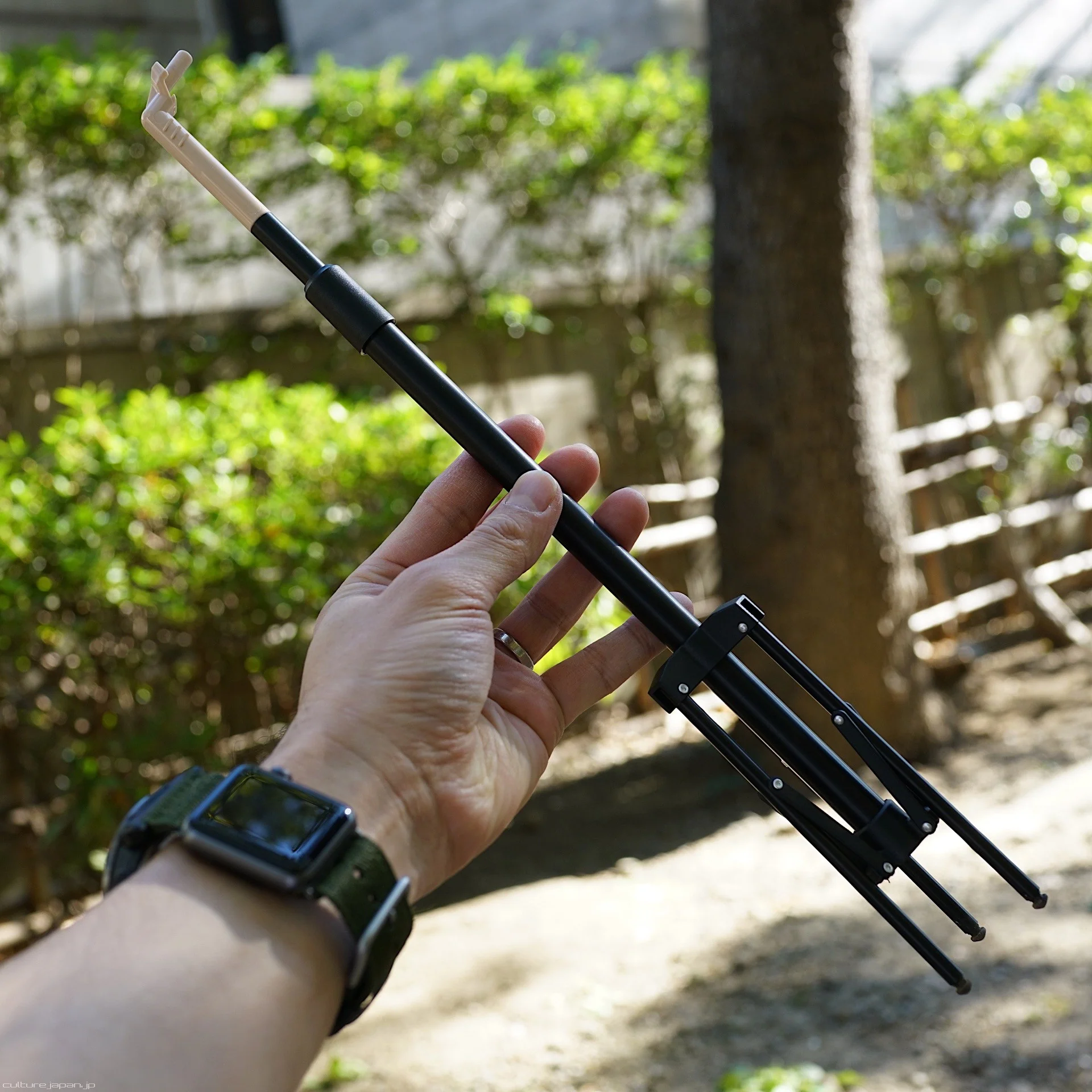 Tripod Stand - Image 3