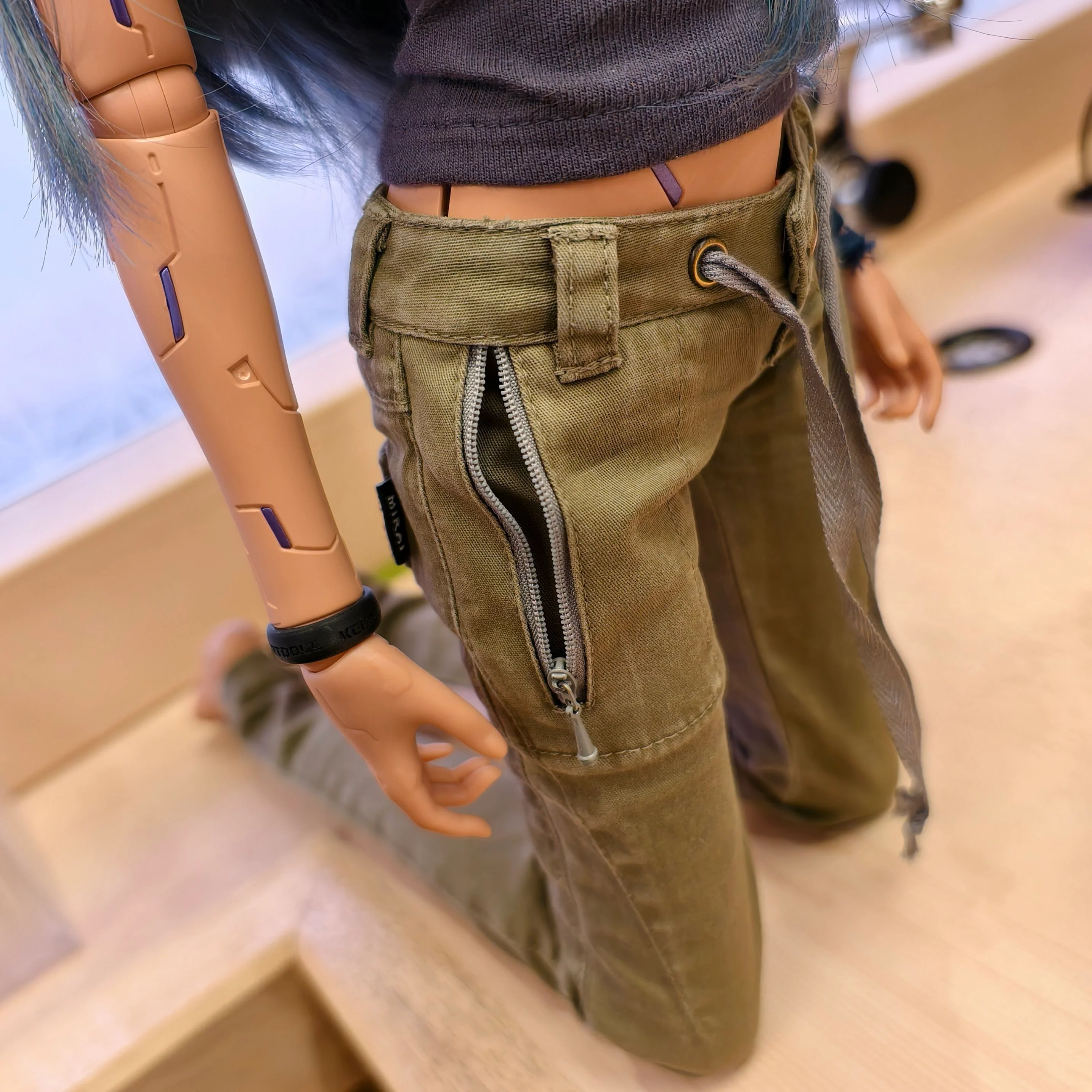Drawstring Cargo Pants - Image 3