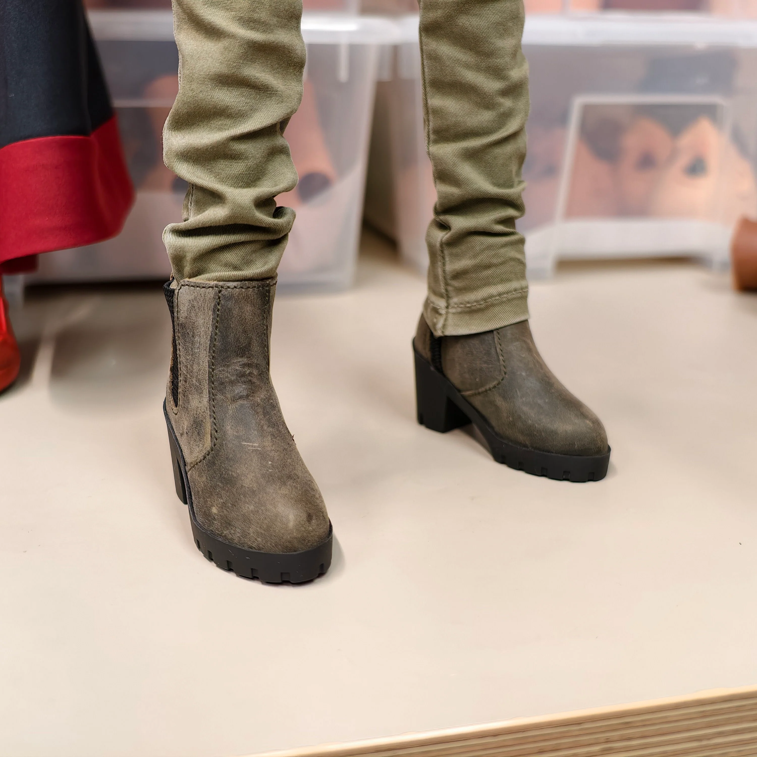 Drawstring Cargo Pants - Image 9